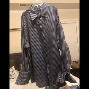 Sean John Button-Up dress shirt.  Black & White